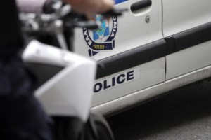 Άνω Λιόσια: Συνελήφθη ηλικιωμένος που αυνανιζόταν έξω από σχολείο