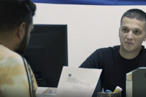 Επίθεση με βιτριόλι: Έχει μπροστά της 10 επικίνδυνα χειρουργεία λέει η γιατρός της Ιωάννας Παλιοσπύρου - εικόνα 2