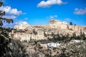 ΠΑΣΟΚ: Ο ΥΠΟΙΚ πανηγυρίζει κάνοντας επιλεκτική ανάγνωση της έκθεσης του ΔΝΤ