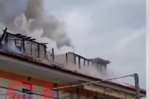 Μεγάλη φωτιά στη ΒΙ.ΠΕ. Ηρακλείου: Εστάλη 112 - "Κλείστε πόρτες και παράθυρα" - εικόνα 3