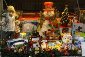 Πρεμιέρα για το καλάθι του Αη Βασίλη: Η πρώτη λίστα με τα παιχνίδια - Ποιες επιχειρήσεις έχουν δηλώσει συμμετοχή