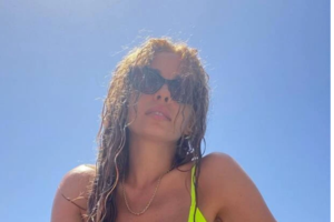 Mad Awards 2021: Το ηχηρό μήνυμα της Ελένης Φουρέιρα – "Αγόρια, να αγαπάτε και να σέβεστε τις γυναίκες…" - εικόνα 3