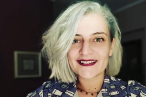 Συγκινητικό: Επιστροφή στην Κρήτη με το σήμα της νίκης για τις νοσηλεύτριες που πήγαν εθελοντικά στη Θεσσαλονίκη - εικόνα 2