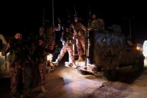 Συρία: Πάνω από 500 άμαχοι νεκροί, υποστηρικτές του Άσαντ - Καταδικάζει το Παρίσι και ζητά συμπεριληπτική πολιτική μετάβαση