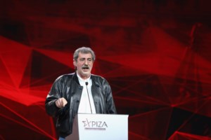 Το ΠΑΣΟΚ "σκίζει"…Ρεκόρ κάνουν οι πράσινοι υποψήφιοι στα ψηφοδέλτια Νέας Δημοκρατίας και ΣΥΡΙΖΑ