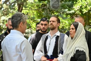 Σασμός: Oλόγυμνος ο  "ξάδερφος της Μαρίνας" - Ποιοι ηθοποιοί μπαίνουν στη σειρά στον δεύτερο κύκλο