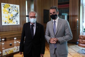 Μητσοτάκης: Στη ''Συν-Εργασία'' έως τον Σεπτέμβριο το μόνιμο προσωπικό στον Τουρισμό