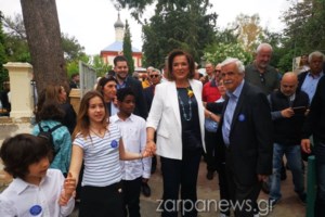 Τροχαίο στην Ιεράπετρα: Αυτοκίνητο παρέσυρε 3 άτομα - Στο νοσοκομείο μητέρα με το 3χρονο παιδί της