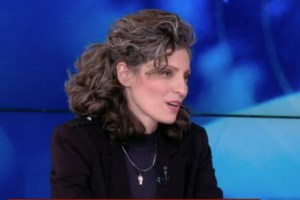 Σοκάρει νέα καταγγελία στην ενόργανη: ''Προπονητής με κακοποιούσε, επί 28 χρόνια κλωτσάει και βρίζει παιδιά'' [Βίντεο] - εικόνα 2