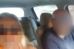 Οι πρώτες εικόνες του Νορβηγού μετά τη δολοφονία της 54χρονης στην Κρήτη – Οι κατηγορίες που του απαγγέλθηκαν [βίντεο]