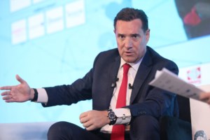 Στο λιμάνι του Βόλου οι αγρότες με τα τρακτέρ - Κλιμακώνονται οι κινητοποιήσεις στις υπόλοιπες περιοχές [εικόνες - βίντεο] - εικόνα 5