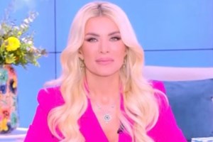 Στο Παρίσι η Κατερίνα Καινούργιου το Σαββατοκύριακο - Οι φωτογραφίες από το ταξίδι της