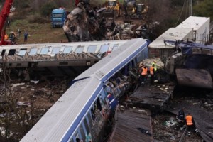 Τραγωδία στα Τέμπη: Η άγνωστη σύσκεψη για το μπάζωμα δύο μέρες μετά- Παρόντες Αγοραστός, Τριαντόπουλος, Ξιφαράς