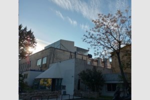 Στο σφυρί 50 ακίνητα μεγαλο-οφειλετών του Δημοσίου από την εφορία - Ποιοι είναι οι σημαντικότεροι πλειστηριασμοί - εικόνα 2