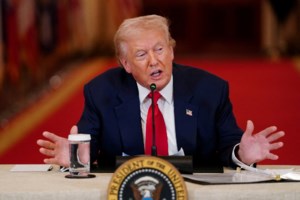 Φαρνούς Χαμιντιάν - Συγκλονίζει το μοντέλο που πολεμά τους μουλάδες:  Στα 16 μου, με συνέλαβαν στο δρόμο και με βίασαν ομαδικά - εικόνα 4