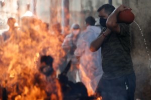 Κορονοϊός: Προς 400.000 κρούσματα την ημέρα η Ινδία - Μεταφέρουν οξυγόνο με τρένα - εικόνα 3