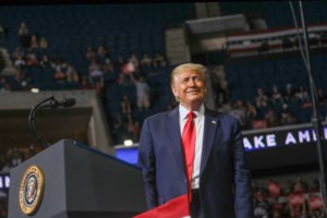 Το Βατερλό του Τραμπ στην Οκλαχόμα από τους χρήστες του tik tok