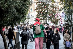 Πρεμιέρα σήμερα για το "καλάθι του Άη Βασίλη" - Τα προϊόντα που περιλαμβάνει