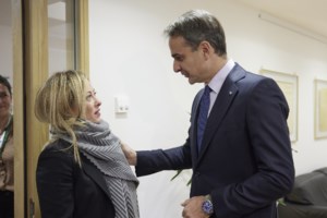 Μαξίμου: Τι συζητήθηκε στο γεύμα Μητσοτάκη-Μελόνι- Ενέργεια, οικονομία, μεταναστευτικό στα βασικά θέματα - εικόνα 2