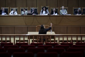 Δίκη Χρυσής Αυγής: Ετοιμος να επιστρέψει και να παραδοθεί δηλώνει ο Λαγός- Δεν θα εξαφανιστώ, θα πολεμήσω - εικόνα 2