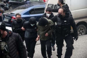 Δολοφονία Αλκη: Η φωτογραφία του και το "ποτέ ξανά" σε φωτεινή πινακίδα της ΔΕΘ - εικόνα 3