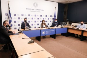 Κορονοϊός: Συναγερμός σε Πειραιά και Δυτική Αθήνα - Πάνω από 1.000 ενεργά κρούσματα - εικόνα 2