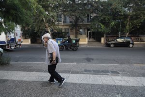 Κορονοϊός - Βρετανία: Θετικοί 20 μαθητές που επέστρεψαν από Ζάκυνθο - Πήγαιναν σε ξέφρενα πάρτι και περηφανεύονταν