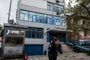 Άγιοι Ανάργυροι: Τι έπρεπε να κάνουν και δεν έκαναν οι αστυνομικοί - Οι 21 σελίδες του εγχειριδίου της ΕΛΑΣ που δεν βοήθησαν την Κυριακή - εικόνα 4