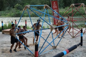 Survivor: Οι μεταμορφώσεις των παικτών μετά το μπάνιο και τα (α)κατάλληλα πλάνα από τον σκηνοθέτη [Βίντεο] - εικόνα 2