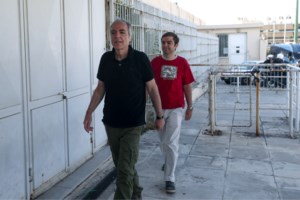 Κιλκίς: Βανδαλισμός της Δημόσιας Βιβλιοθήκης με συνθήματα υπέρ του Κουφοντίνα [εικόνες - βίντεο]