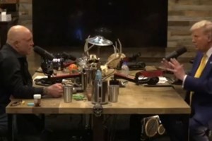 Η Μισέλ Ομπάμα στο πλευρό της Κάμαλα Χάρις: "Οι γυναίκες, θα γίνουμε η παράπλευρη απώλεια της οργής σας"