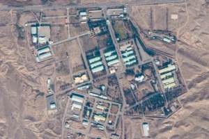 "Μπαράζ ρουκετών" της Χεζμπολάχ στη Χάιφα– Ακόμα πιο βαθιά στο έδαφος του Λιβάνου οι Ισραηλινοί