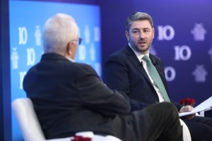 Βενιζέλος: Ο Τραμπ λέει ότι δεν θα επωμιστεί το κόστος της ευρωπαϊκής άμυνας και σε αυτό έχει δίκιο