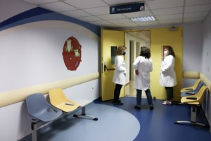 "Το άφησα δύο ώρες με τον πατέρα του, πήγα για δουλειά", συγκλονίζει η μητέρα του παιδιού που εισέπνευσε ναρκωτικές ουσίες - εικόνα 6