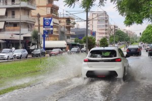 Μαρουσάκης: "Ποδαρικό" με υψηλές θερμοκρασίες τον Ιούνιο - Μετά το κύμα αστάθειας έρχονται 36άρια