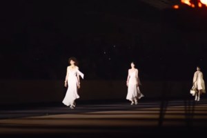 Ο οίκος Dior στο Καλλιμάρμαρο: Το εμβληματικό σόου, οι δημιουργίες και οι A-list καλεσμένες - εικόνα 22