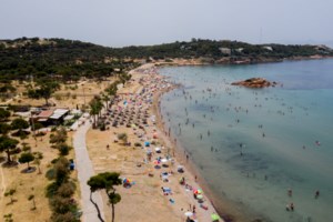 Καθηγητής Δερμιτζάκης για κορονοϊό: Δεν θα έρθει το δεύτερο κύμα τον Αύγουστο, υπάρχει όμως φόβος