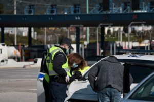 Στην Πάτρα ο Χαρδαλιάς - Αυτοψία στο νέο mega εμβολιαστικό κέντρο