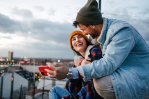 Εκπλήξεις, χαρά και φλερτ: Τα 3 ζώδια που θα ζήσουν την τέλεια παραμονή Πρωτοχρονιάς - εικόνα 2