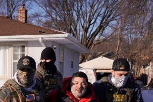 Σε αργία τέθηκαν οι πράκτορες που πυροβόλησαν τον Άλεξ Πρέτι στη Μινεάπολη