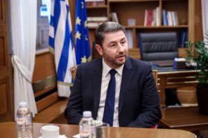 Ανδρουλάκης για ομόφυλα: Ο Μητσοτάκης εμφανίζεται ως μεταρρυθμιστής, μιας μεταρρύθμισης που δεν στηρίζει το ίδιο του κόμμα