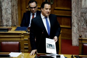 Τσιόδρας για υφασμάτινη μάσκα: Πότε είναι επικίνδυνη - εικόνα 3