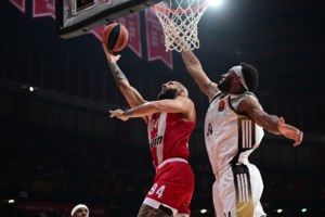 "Καλησπέρα... στον κανένα!": Ούτε ένας δημοσιογράφος στη συνέντευξη Τύπου του Βασίλη Σπανούλη [βίντεο]