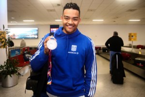 Πομάσκι-προπονητής Τεντόγλου: "Αστυνομικός στην Κρήτη, μας έδωσε "παπάκι" και κράνη για να μην ταλαιπωρούμαστε με τα πόδια"