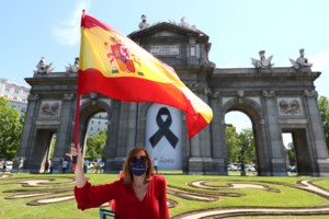 Χαλάρωση μέτρων και στην Ισπανία: Ανοίγουν από σήμερα πάρκα και ταράτσες στη Μαδρίτη