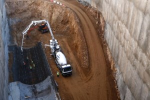 Τραυματισμοί στο Μετρό Θεσσαλονίκης: Έπεσαν από τις σκάλες δύο ηλικιωμένοι