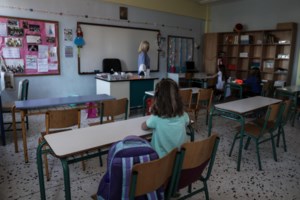 Πέτσας: Πραγματικά δύσκολες οι επόμενες 10 ημέρες - Όλα τα μέτρα είναι πάνω στο τραπέζι