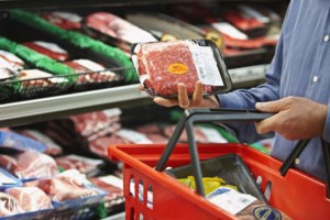 Προκλητικός στο Βόλο: Άνοιξε την ταβέρνα του, σέρβιρε μεζέδες και ...έπεσε πρόστιμο 5.000 ευρώ