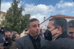 Κόντρα Τσίπρα - Πλεύρη στη Βουλή: Ήρθαν να μας πουν πως "για όλα φταίει η προηγούμενη διακυβέρνηση"