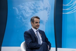 Κυβερνητικός εκπρόσωπος: Δεν θα ξανακλείσει η χώρα, δεν θα ξαναπάμε σε lockdown [live]